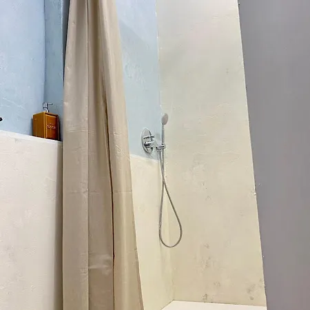 Con Giardino بيت ضيافة