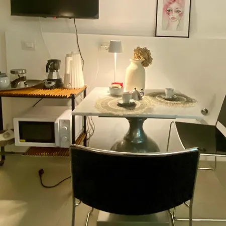 Con Giardino بيت ضيافة