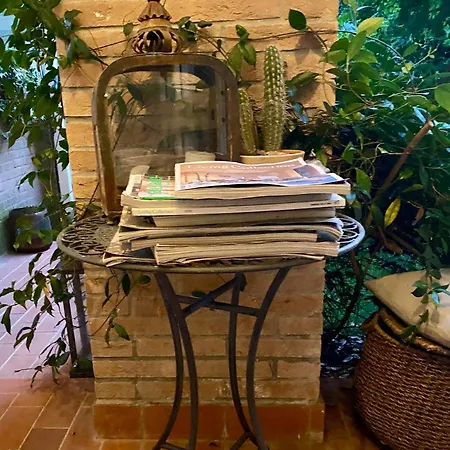 Con Giardino بيت ضيافة